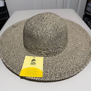 Sun Day Women's UPF 50+ Sun Protection Hat, Beige/Black, One Size